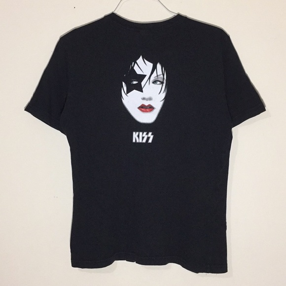 Vintage Tops - 🔥Vintage Kiss You never forget your first T-Shirt